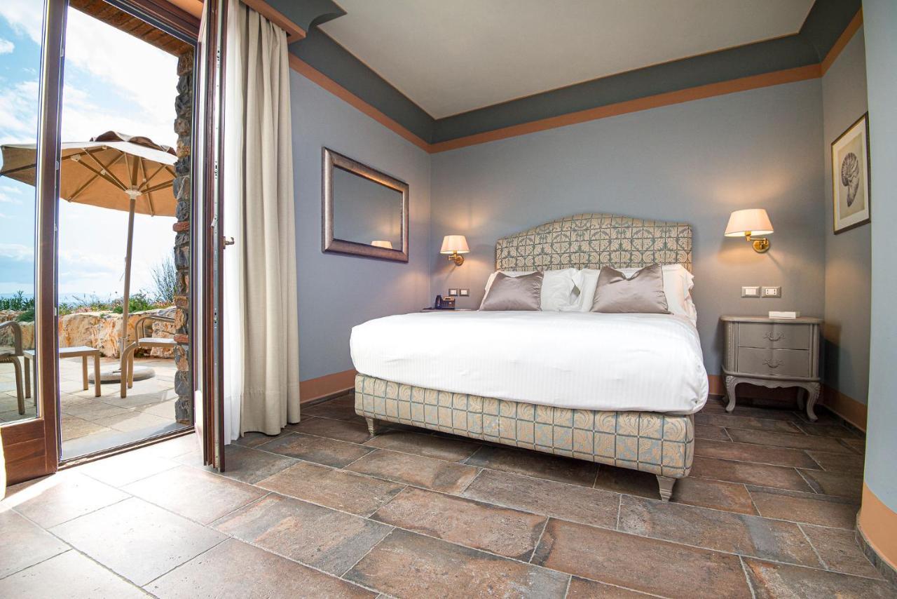 Castello Bonaria Wine & Spa Resort Campiglia Marittima Bagian luar foto