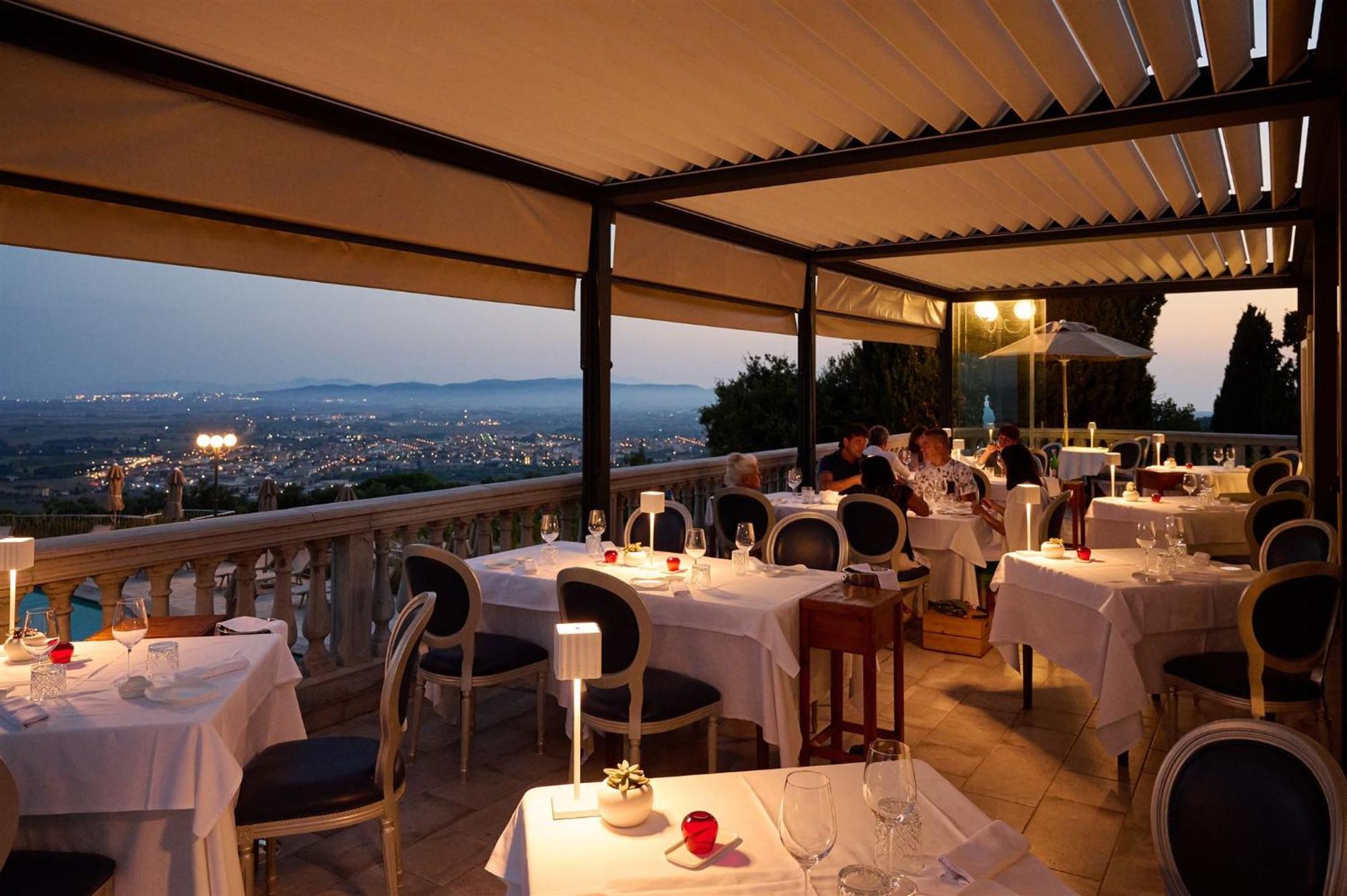 Castello Bonaria Wine & Spa Resort Campiglia Marittima Bagian luar foto
